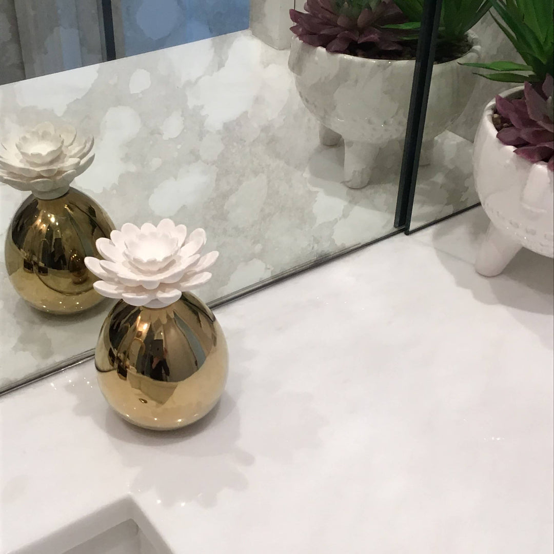 Polished Gold Sphere Diffuser