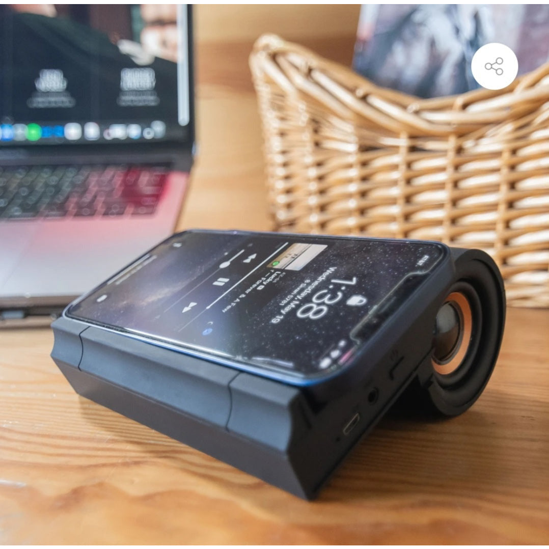 Bluetooth desktop speaker + charger